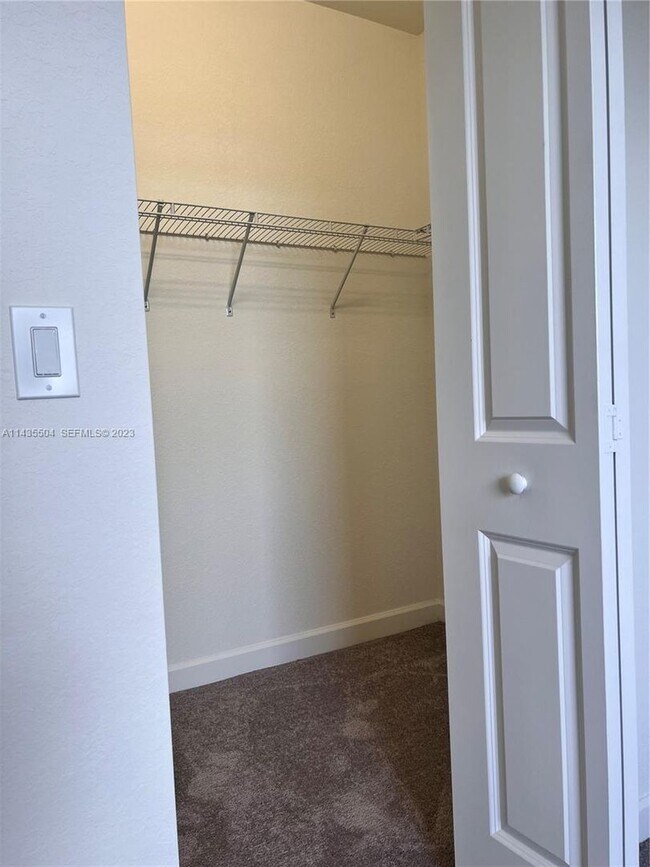 Building Photo - NEW CONSTRUCTION!!!! AMAIZING LOCATION!!!