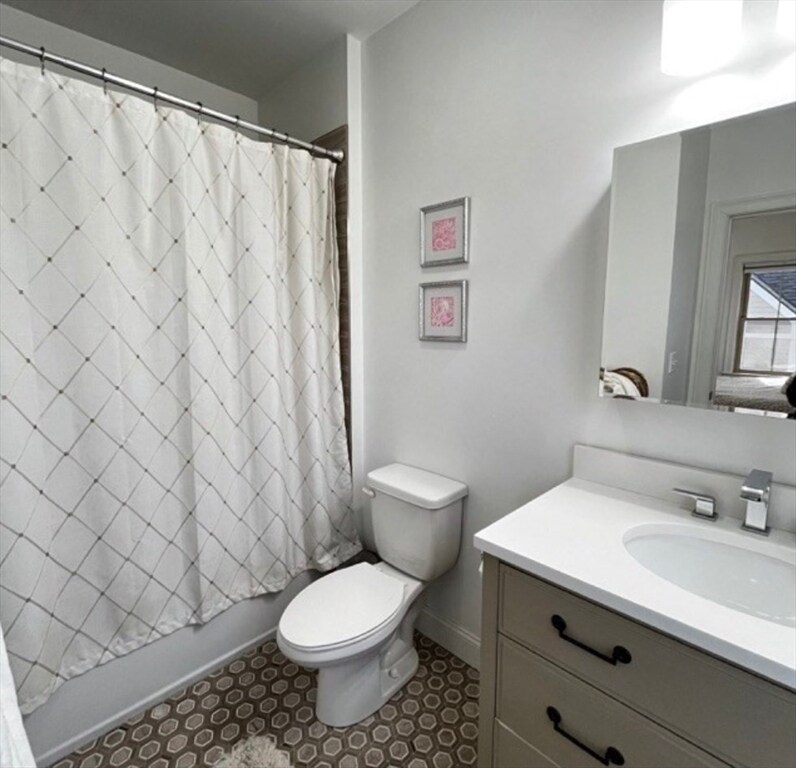 Building Photo - 236 E St