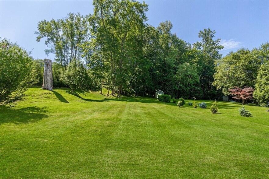 Building Photo - 125 Whittier Dr