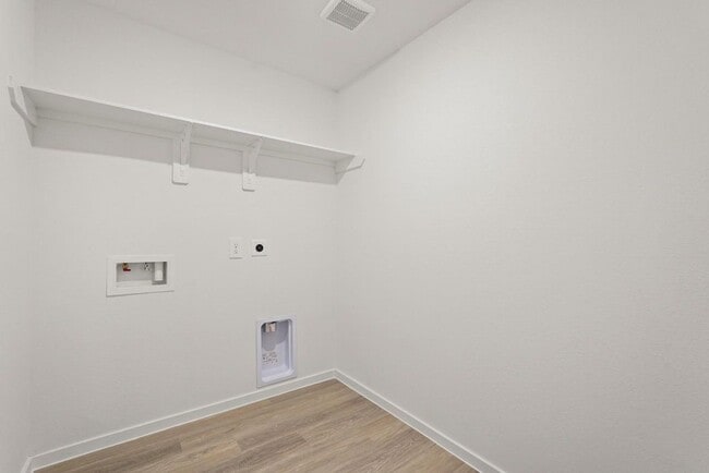 Building Photo - 3072 Nori Shores Dr