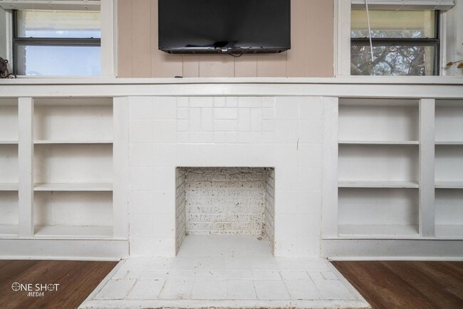 Building Photo - 642 Beech St