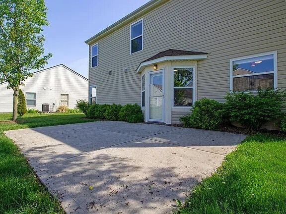 Building Photo - 12186 Split Granite Dr