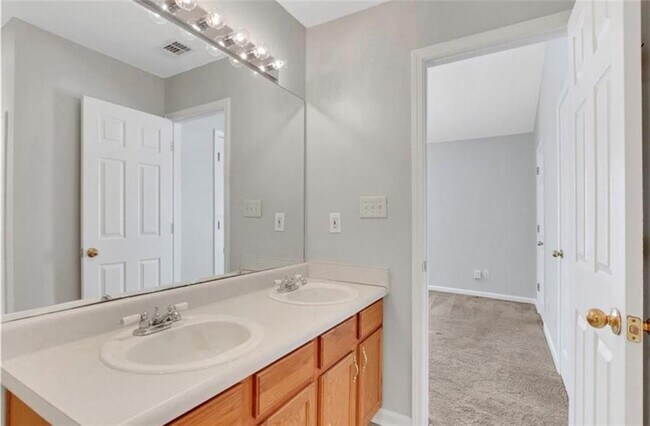 Building Photo - 2850 Amerson Tr