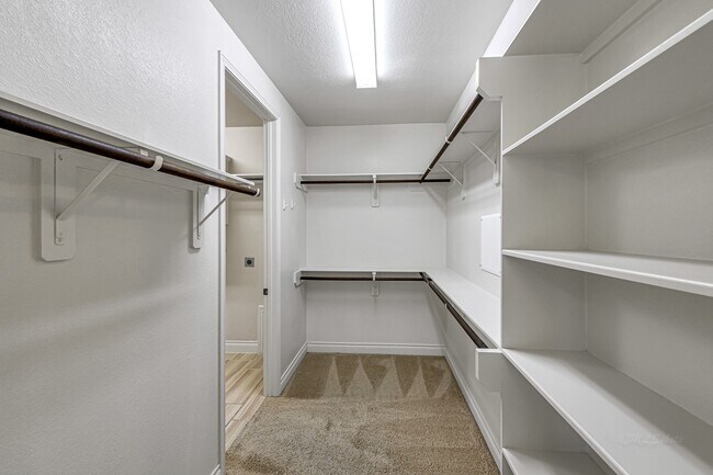 Building Photo - 1714 Rice Mill Dr
