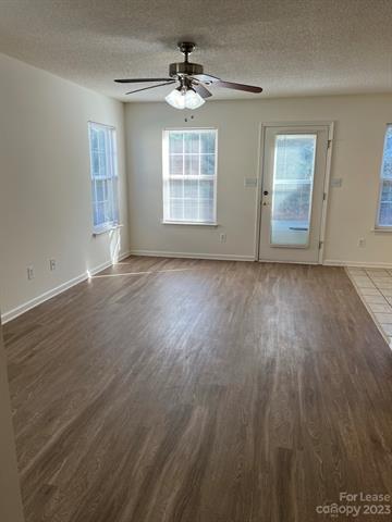 Building Photo - 153 Springwood Ln