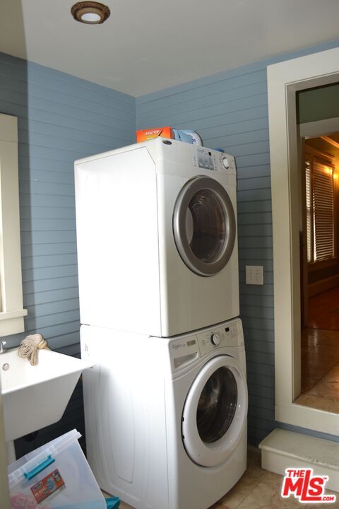 Building Photo - 2309 Scarff St