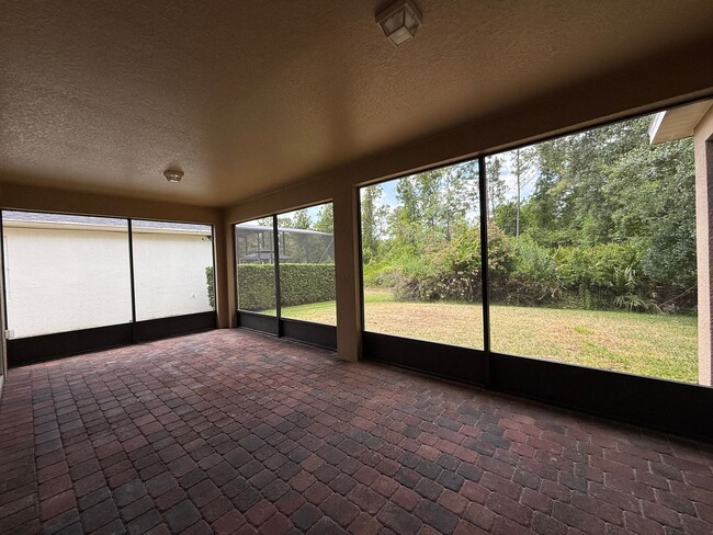 Building Photo - GORGEOUS Two Story 4/3.5 home in sought af...