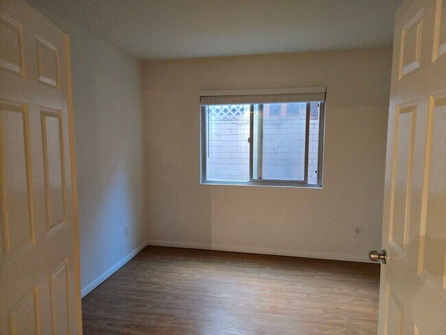 Building Photo - 4485 Alabama St