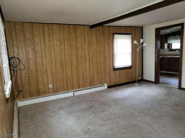 Building Photo - 715 E Central Ave