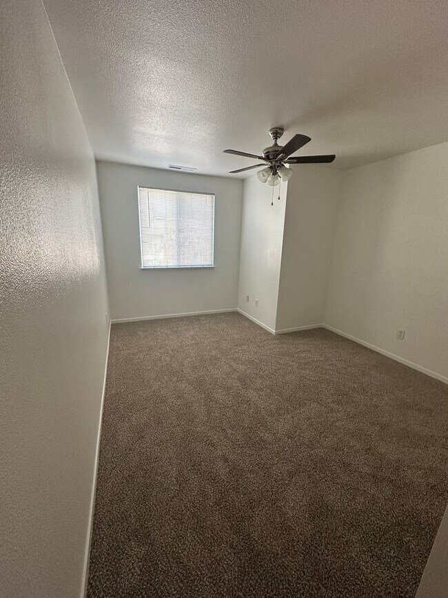 Building Photo - 3954-3958 Village Dr