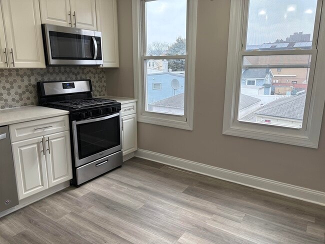 Building Photo - 3724 Liberty Ave