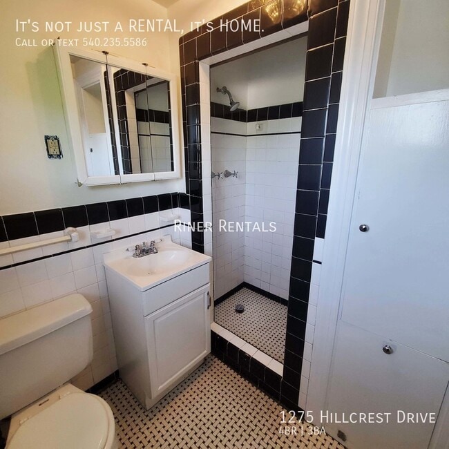 Building Photo - 1275 Hillcrest Dr