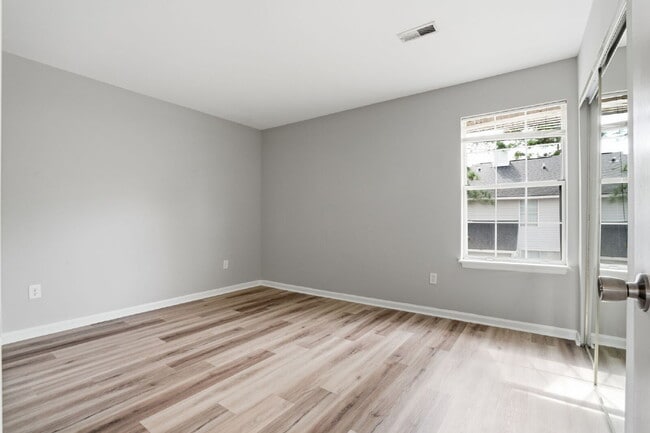 Building Photo - 7881 Nummie Ct