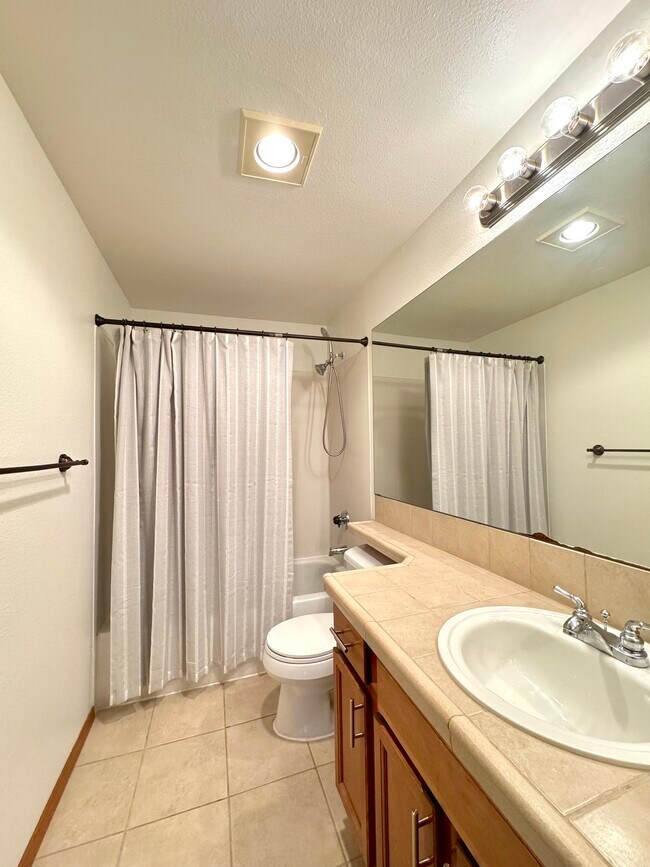 Building Photo - 11527 Highway 99