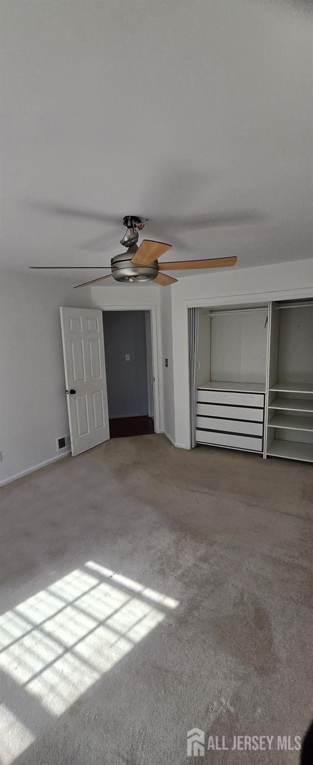 Building Photo - 107 Longfield Ct