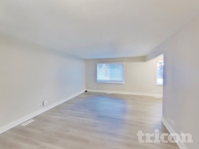 Building Photo - 1665 Trafalgar Ln