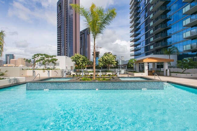 Building Photo - The Collection -  Ocean Views!  1BR/1BA/1PKG