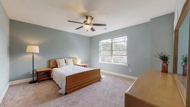Building Photo - 1151 Woodbury Falls Ct