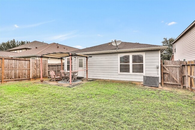 Building Photo - 3015 Beacon Grove St