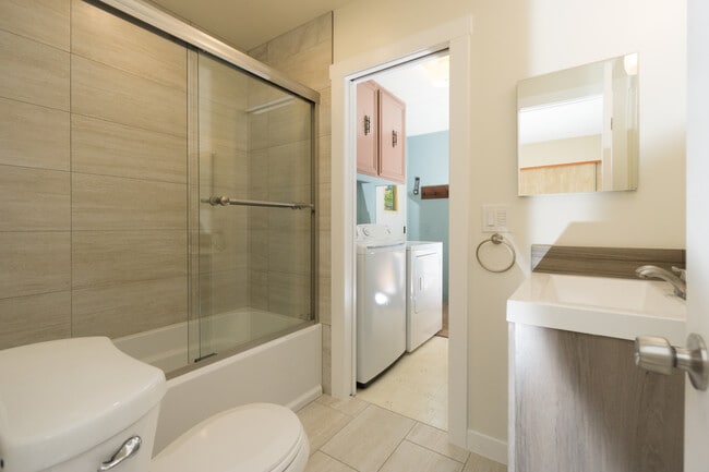 Building Photo - 11811 SE 184th St