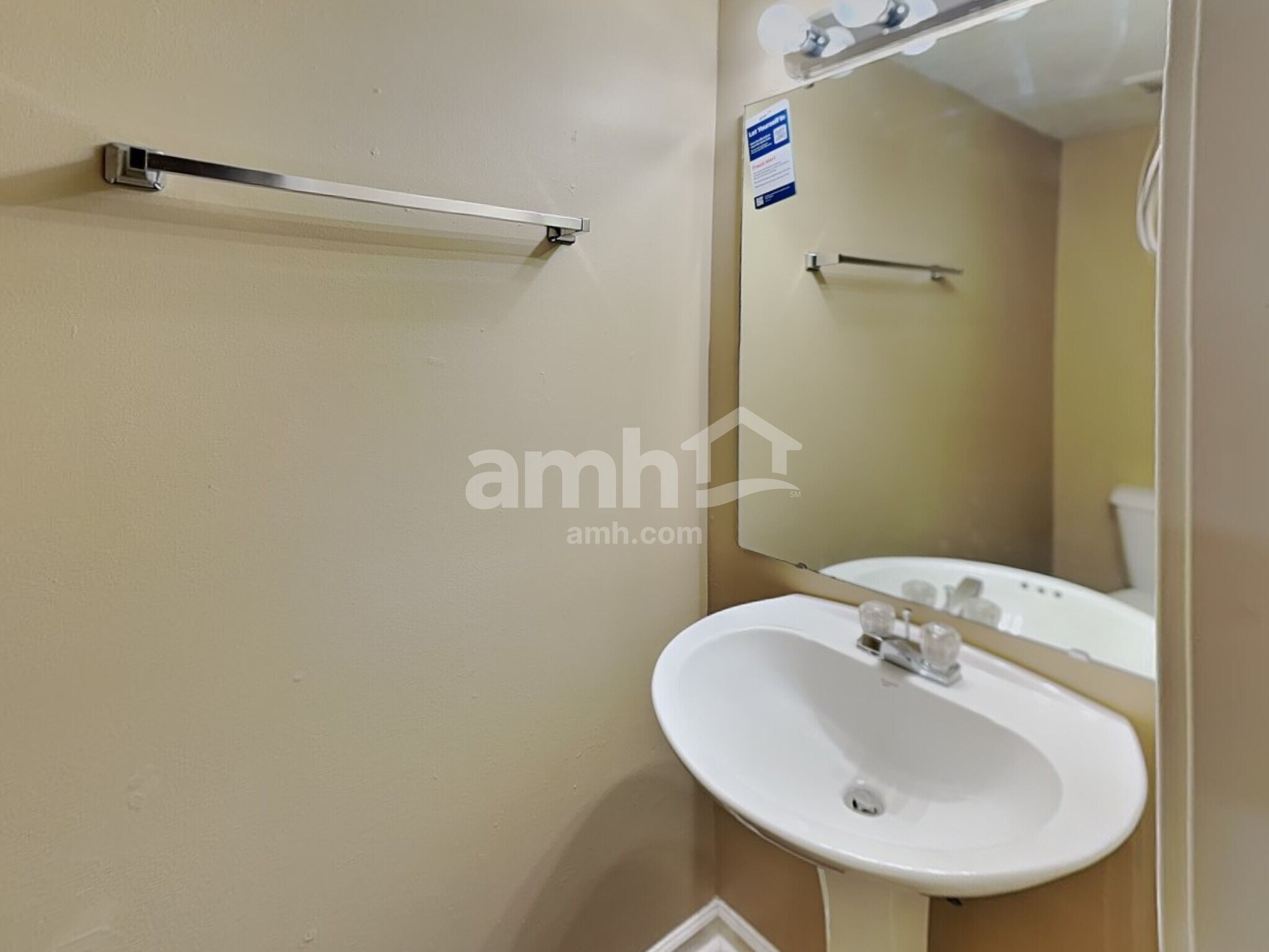 Building Photo - 2493 Monarchy Ln