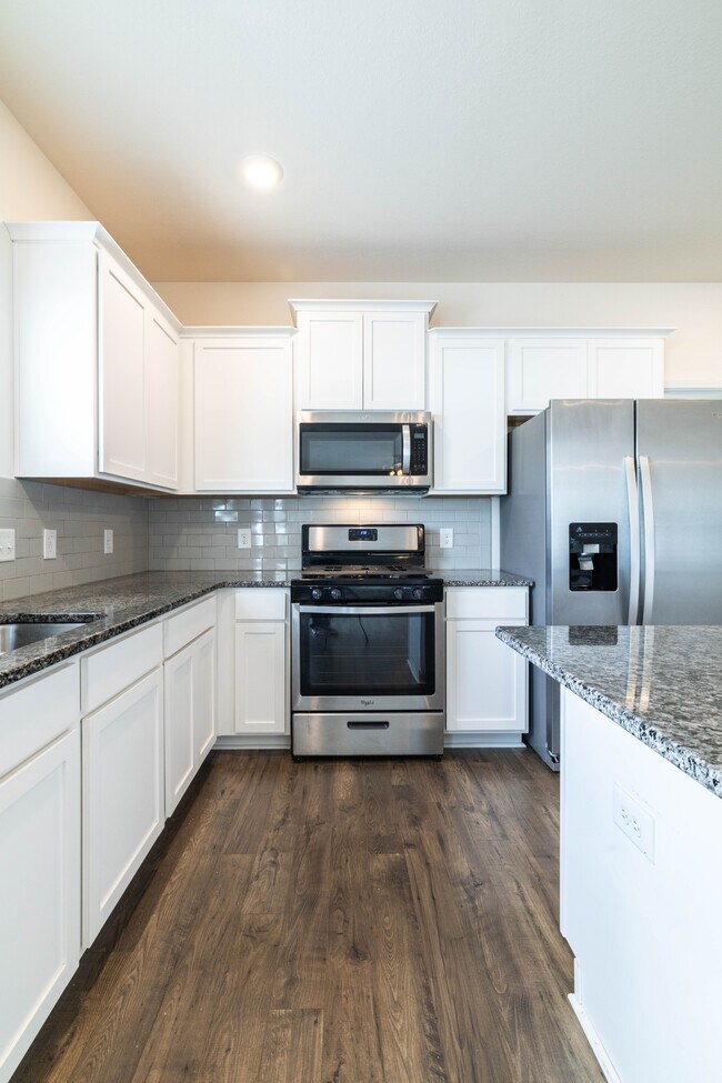 Building Photo - 4714 Willow Bluff Cir