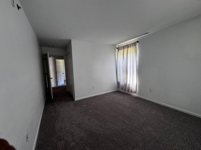 Building Photo - 14107 Pinehurst Ln