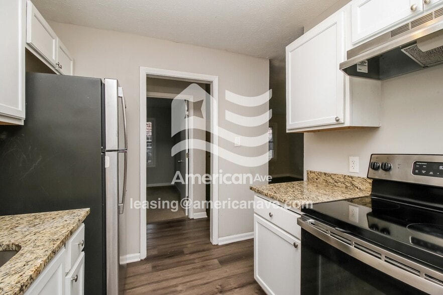 Building Photo - 10235 Waterford Rd NE