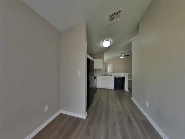 Building Photo - 3134 Boynton Dr