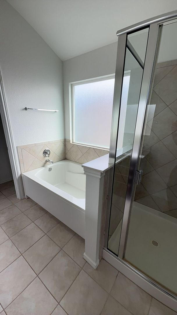 Building Photo - 2-story 4 bedroom home in Yowell Ranch!