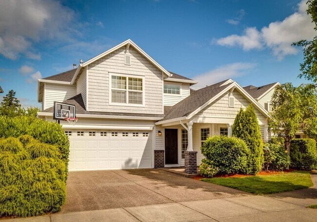 Building Photo - Beautiful Spacious Home!