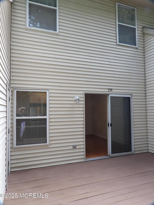 Building Photo - 154 Yarmouth Ct