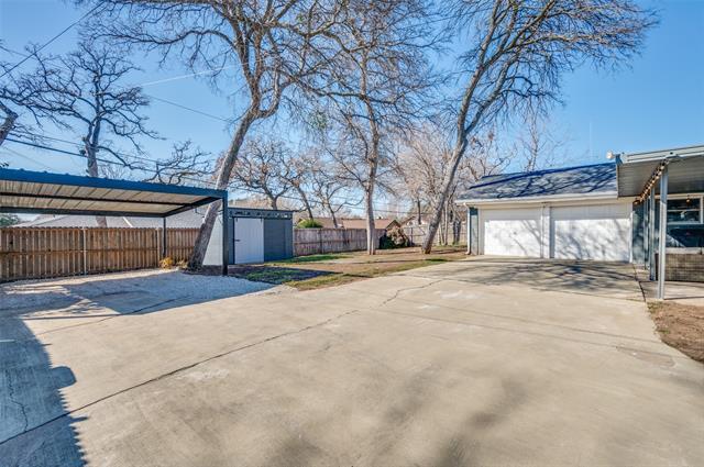 Building Photo - 1745 Westridge Dr