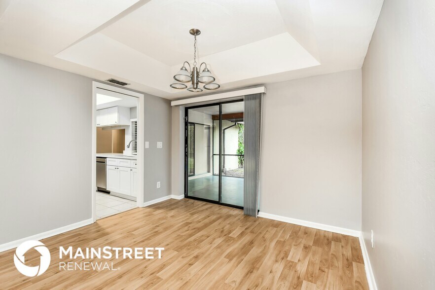 Building Photo - 8445 Winged Foot Dr