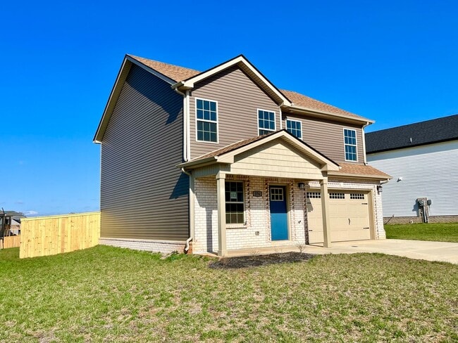 Building Photo - Welcome To Clarksville!