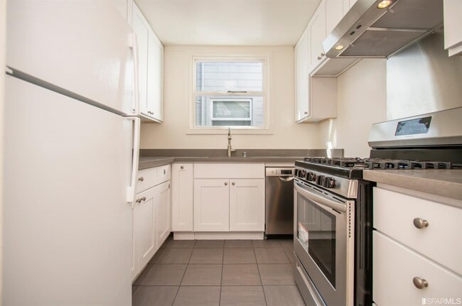 Building Photo - 1415 Masonic Ave