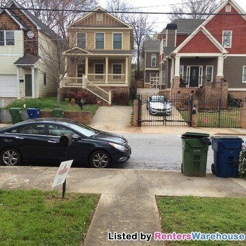 Building Photo - 67 Little St SE