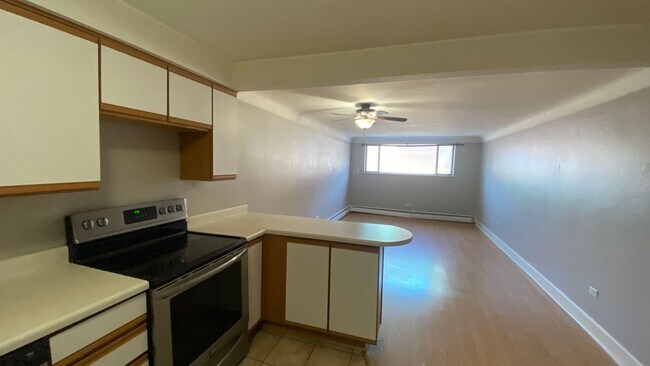 Building Photo - 1 Bedroom 1 Bathroom Near University of Denver Campus