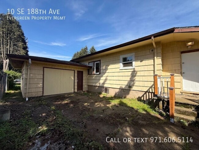 Building Photo - 10 SE 188th Ave