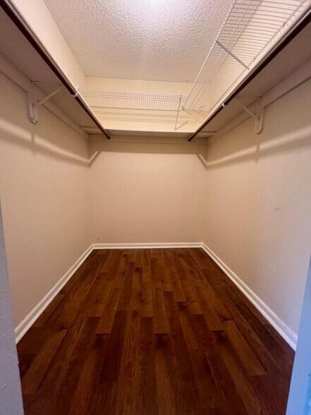 Building Photo - 4146 Plantation Cove Dr