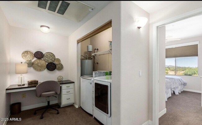 Building Photo - 20100 N 78th Pl