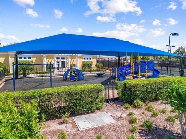 Building Photo - 1927 Greenbriar Ter