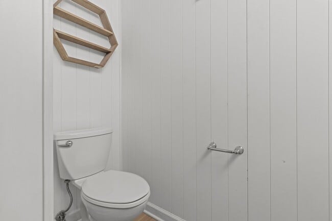 Building Photo - AVAILABLE NOW! Waterfront Living in Carmel! Paddle boat included!