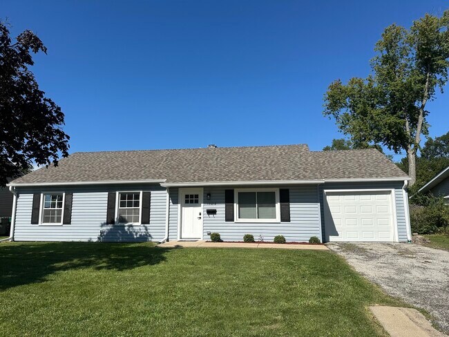 Primary Photo - 15018 Huntington Ct