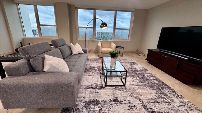 Building Photo - 3505 S Ocean Dr