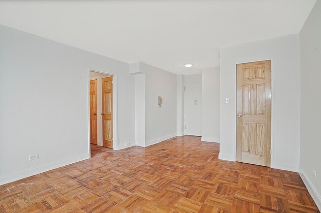 Building Photo - 1608 Ocean Pkwy