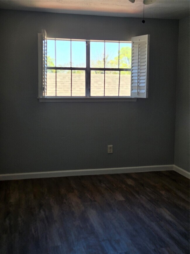 Building Photo - 1353 Ramada Dr