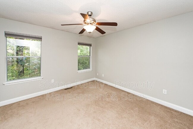 Building Photo - 252 Howle Ave