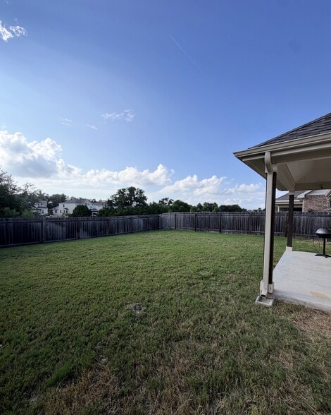 Building Photo - 1541 Harrongton Way
