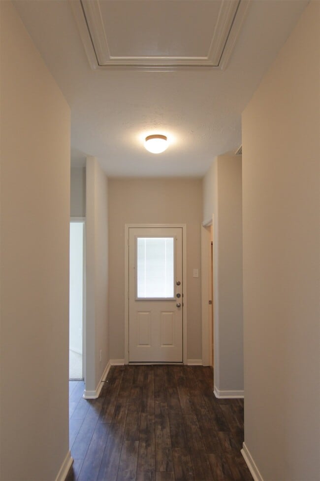 Building Photo - 15010 Sun Glaze Dr